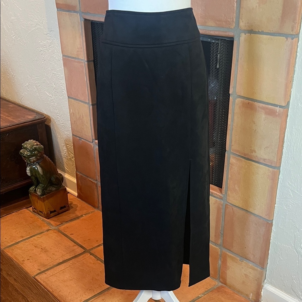 Halara Black High Waisted Bodycon Suede Midi Casual Skirt, size M